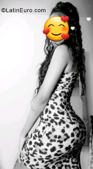 Date this cute Colombia girl Dariana from Cali CO30195