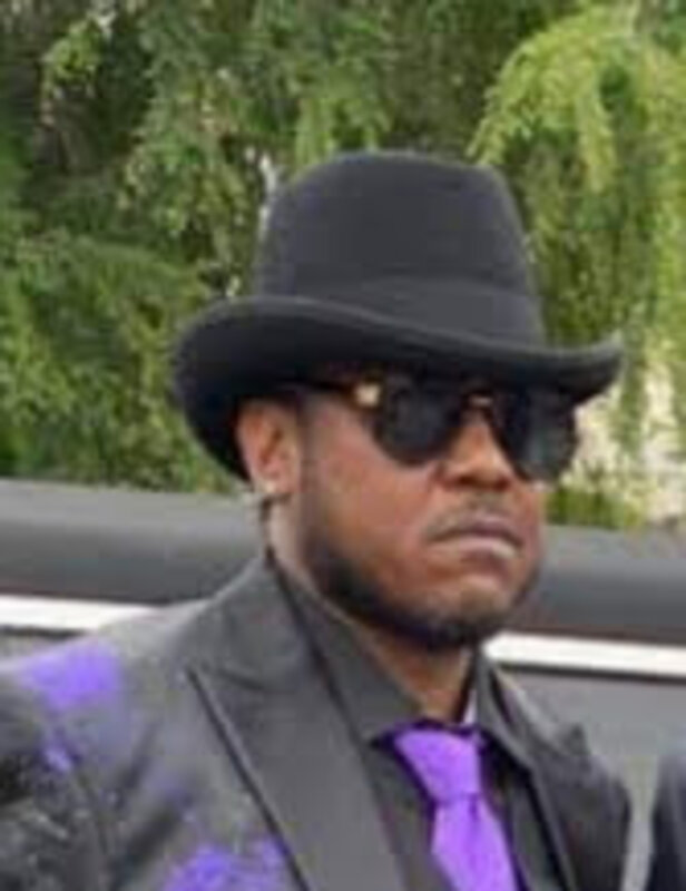 Date this hot United States man Petey2stategmai from Los Angeles US21295