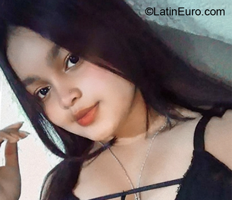 Date this exotic Colombia girl Camila Molina from Bogotá CO30277