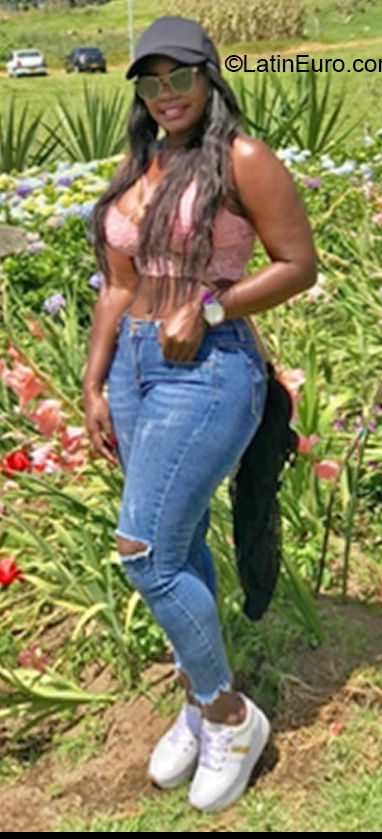 Date this cute Colombia girl Victoria from Medellín CO30278