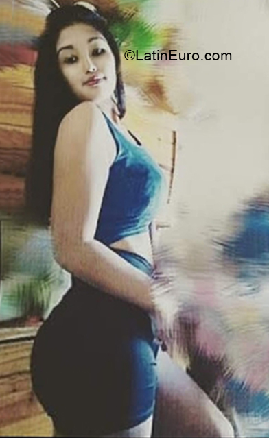 Date this passionate Argentina girl Liz from Mendoza AR747