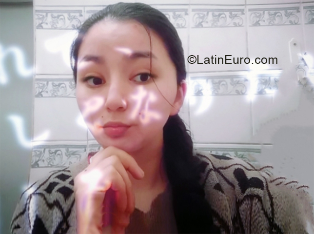 Date this good-looking Argentina girl Pamela lorena from Buenos Aires AR752