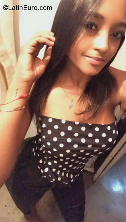 Date this good-looking Costa Rica man Juan from Santo Domingo DO39884