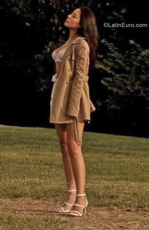 Date this funny Peru girl Dania from Peru PE1890