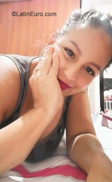 Date this attractive Colombia girl Maribel marin r from Cali CO30406