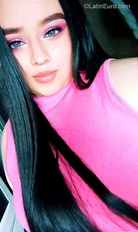 Date this hot Costa Rica girl Jennifer from San Jose CR469