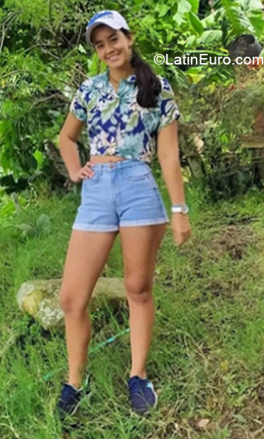 Date this happy Colombia girl SOL from Bogota CO30539