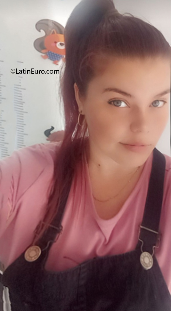 Date this passionate Colombia girl Meral from Cucuta CO30660