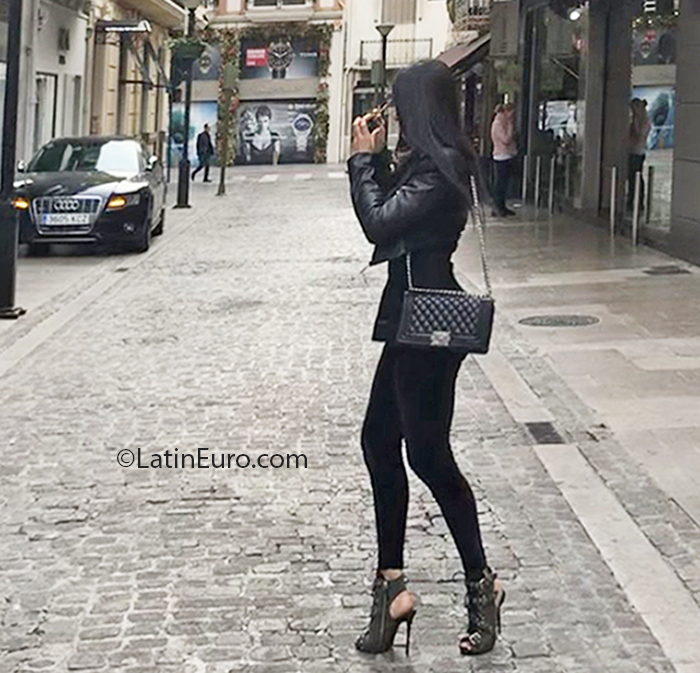 Date this exotic Spain girl Mari from Valencia ES646