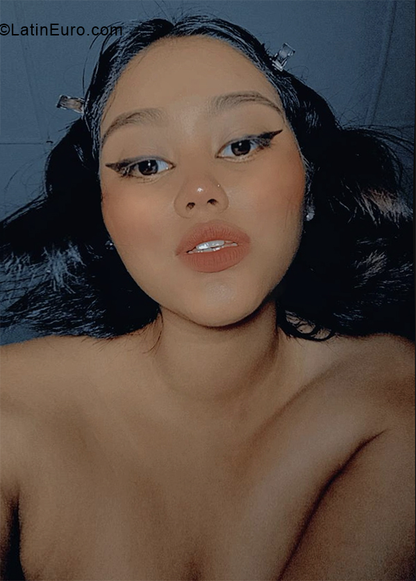 Date this gorgeous Colombia girl Gabriela from  CO30772