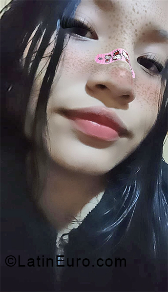 Date this delightful Peru girl Milagros from Arequipa PE1922