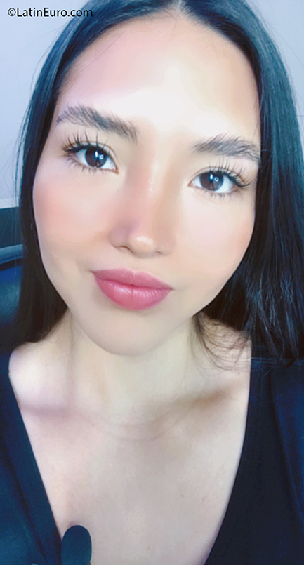 Date this funny Argentina girl Gabi from Salta AR793