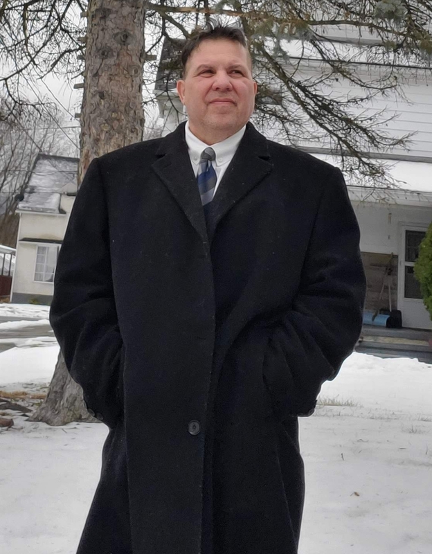 Date this stunning United States man Joseph from Dickson City US21455