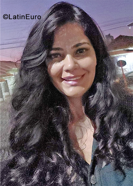 Date this sultry Brazil girl Carmen from Sao Carlos BR11482