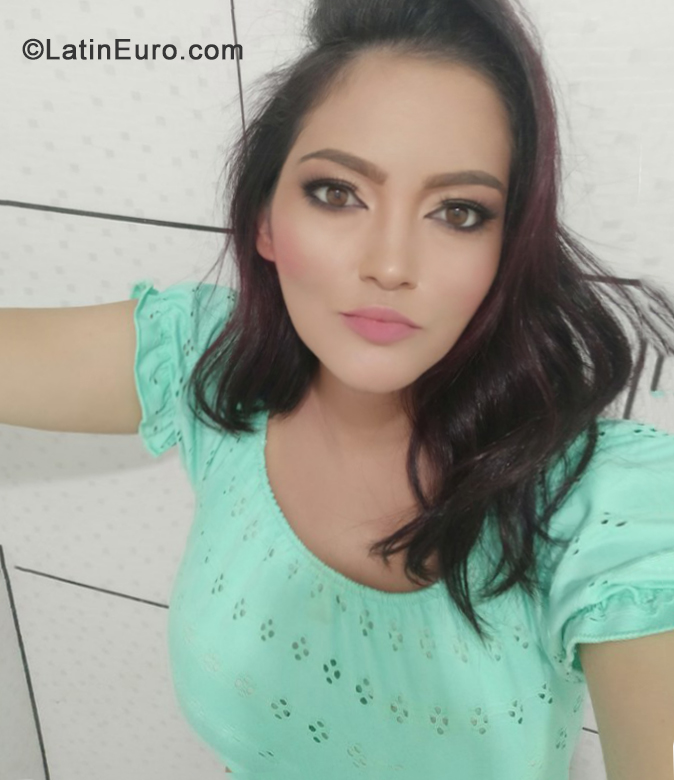 Date this georgeous Brazil girl Tatiane from Belo Horizonte BR11491