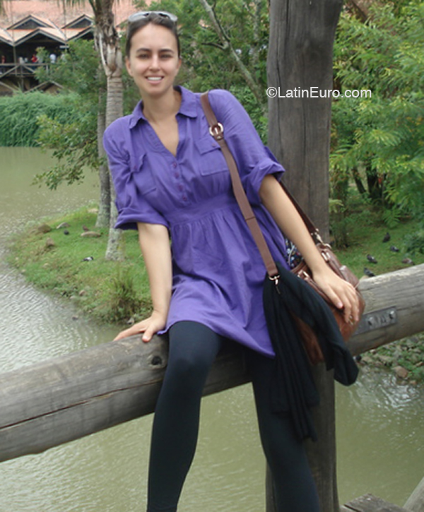 Date this exotic Brazil girl Deb from Porto Alegre BR11506