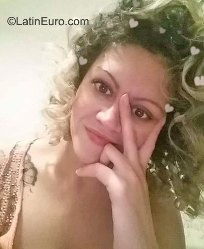 Date this voluptuous Brazil girl Vanessa Cirilo from Itu BR11509