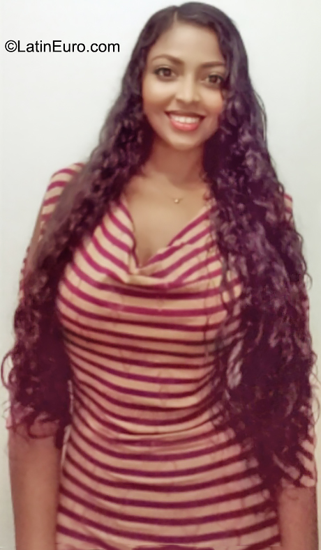 Date this hot Mexico girl Mara from La Paz MX2500