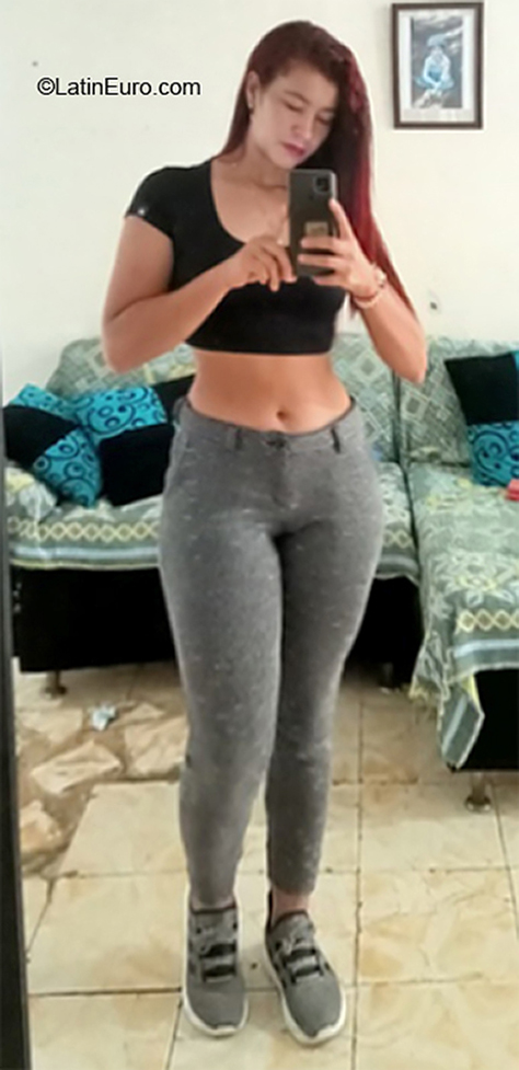 Date this delightful Colombia girl Angie from Cali CO31040