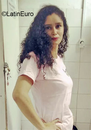 Date this tall Brazil girl Debora from Manaus BR11539