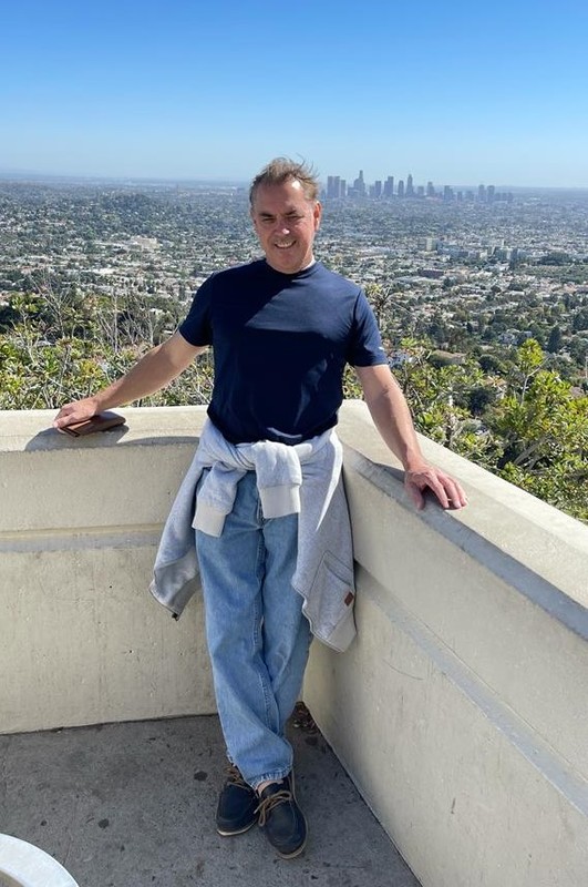 Date this pretty United States man Coston from Sacramento US21504