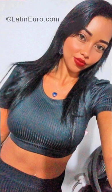 Date this lovely Brazil girl Marielly from Belem BR11561