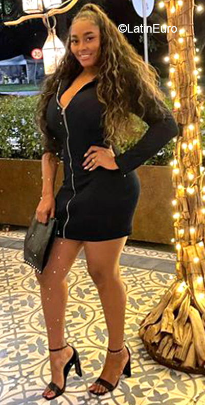 Date this young Colombia girl Isabela from Cali CO31142