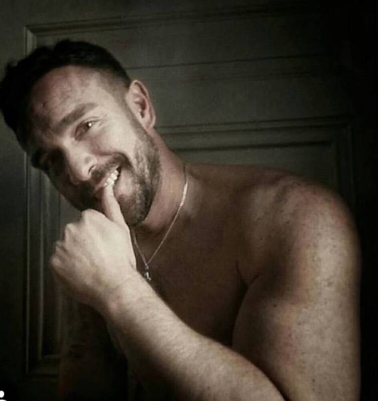 Date this voluptuous Spain man Angel from Madrid ES673