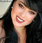 voluptuous Brazil girl Mar from Paris BR11603