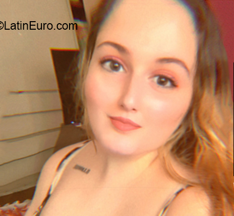 Date this tall Uruguay girl Valentina from Montevideo UY87