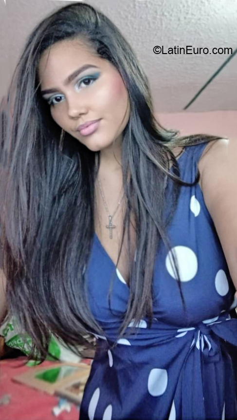 Date this charming Colombia girl Liz from Cartagena CO31298