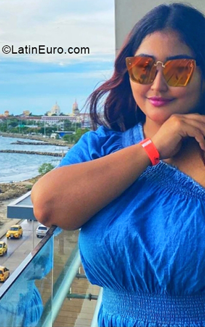 Date this beautiful Colombia girl Johaine from Barranquilla CO31322