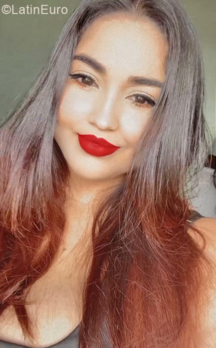 Date this athletic Brazil girl Beatriz from Belem BR11662