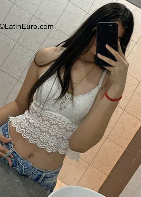 Date this cute Peru girl Susan from Lima PE1976