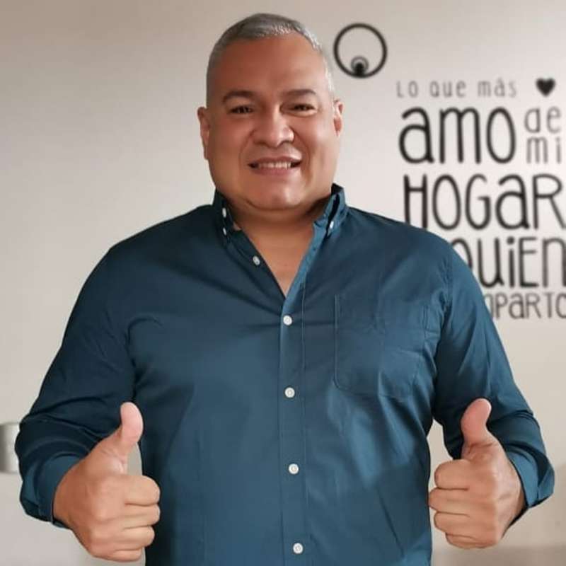 Date this beautiful Chile man Vicente from Chile CL310