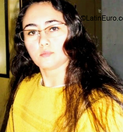 Date this attractive Brazil girl Chrys from Belem BR11672