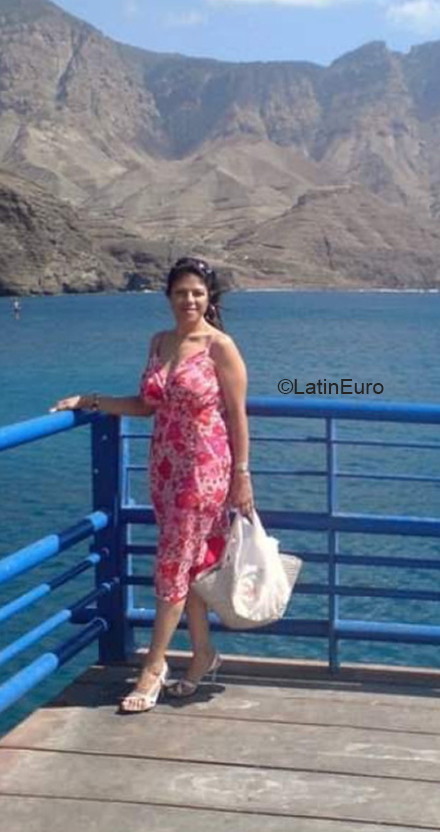 Date this voluptuous Mexico girl Ariadna from Tonalá MX2562