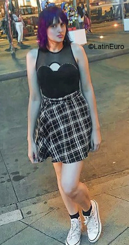 Date this hard body Brazil girl Barbara from Sao Paulo BR11680