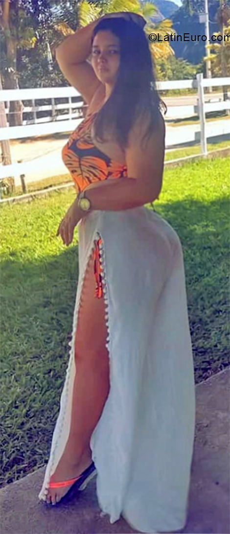 Date this lovely Brazil girl CAMILA from Rio de janeiro BR11724