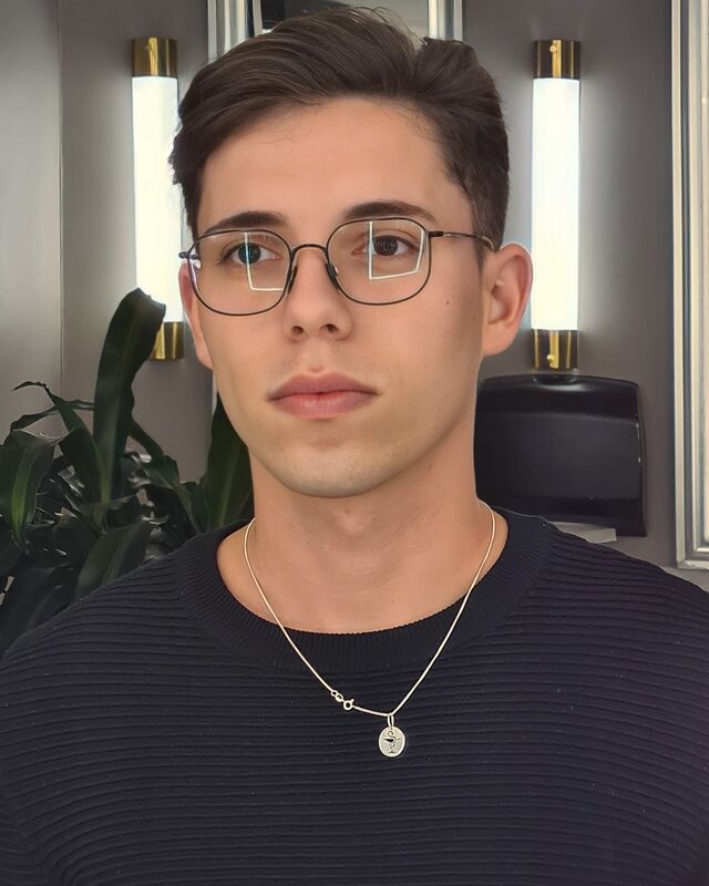 Date this attractive Brazil man Gustav from Florianópolis BR11732