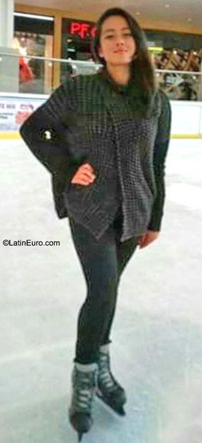 Date this gorgeous Mexico girl Margarita Lizeth from Ciudad de México MX2582