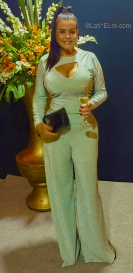 Date this charming Brazil girl Lenimara from Brasília BR11741