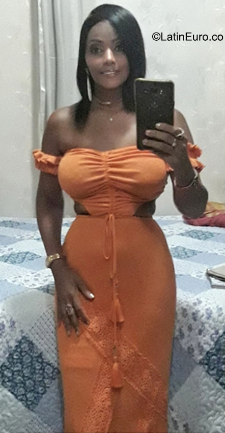 Date this passionate Brazil girl Ana Rita from Salvador BR11750