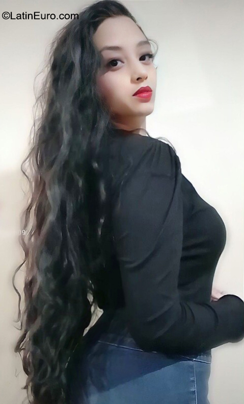 Date this attractive Mexico girl Wen from México MX2611