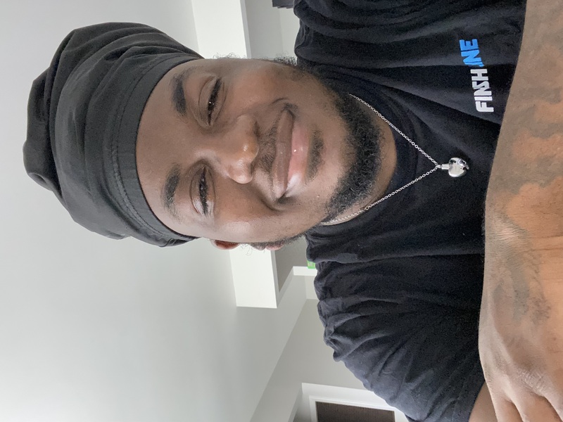 Date this lovely United States man Hassan from Cincinnati US21782