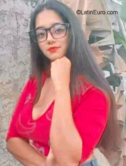 Date this cute Venezuela girl Anny from Punta De Mata Estado Monagas VE4236