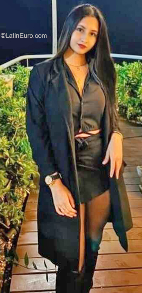 Date this hard body Peru girl Isabel from Lima PE2015