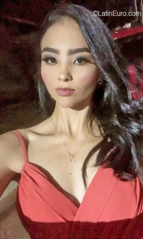 Date this good-looking Brazil girl Kkk from Paraiso do Tocantins BR12045