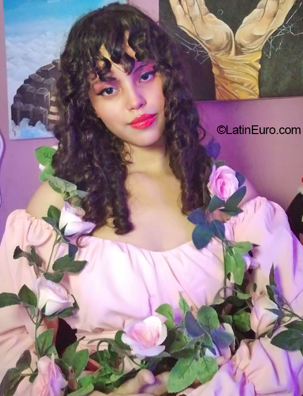 Date this beautiful Nicaragua girl Sofia from Rivas NI295