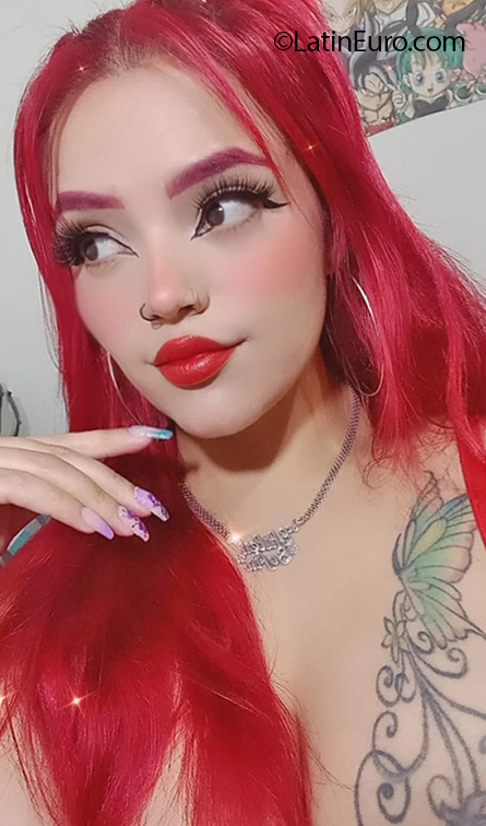 Date this hard body Colombia girl Angie from Bogota CO31936